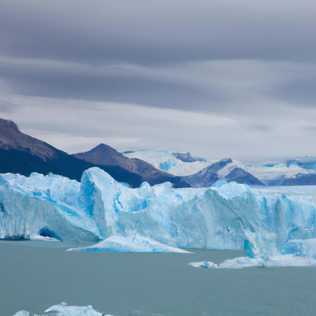 El Calentamiento Global Está Provocando El Derretimiento De Los Glaciares Y El Aumento Del Nivel Del Mar, Lo Que Amenaza A Las Comunidades Costeras Y La Vida Marina.