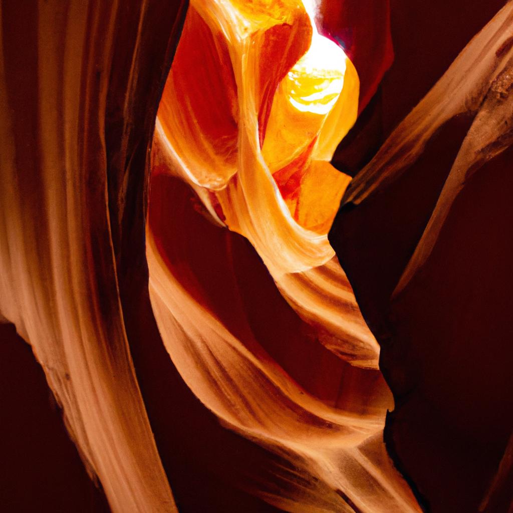 El Cañón Del Antílope En Arizona, Estados Unidos, Es Conocido Por Su Estrecha Abertura Y Las Fascinantes Formas Y Colores Que Se Crean Con La Luz Del Sol.