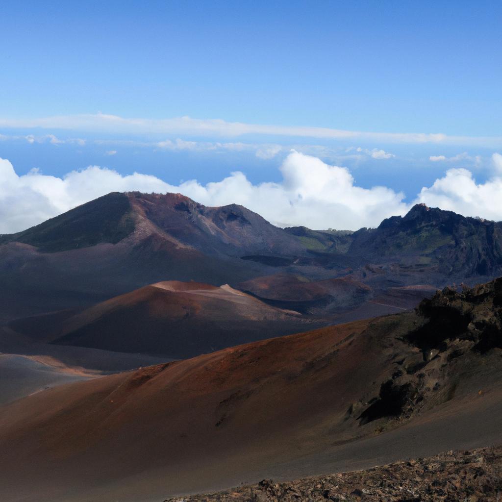 El Cráter Del Volcán Haleakala En Hawái, Estados Unidos, Es Uno De Los Cráteres Más Grandes Del Mundo Y Se Encuentra En La Cumbre Del Volcán Inactivo Haleakala.