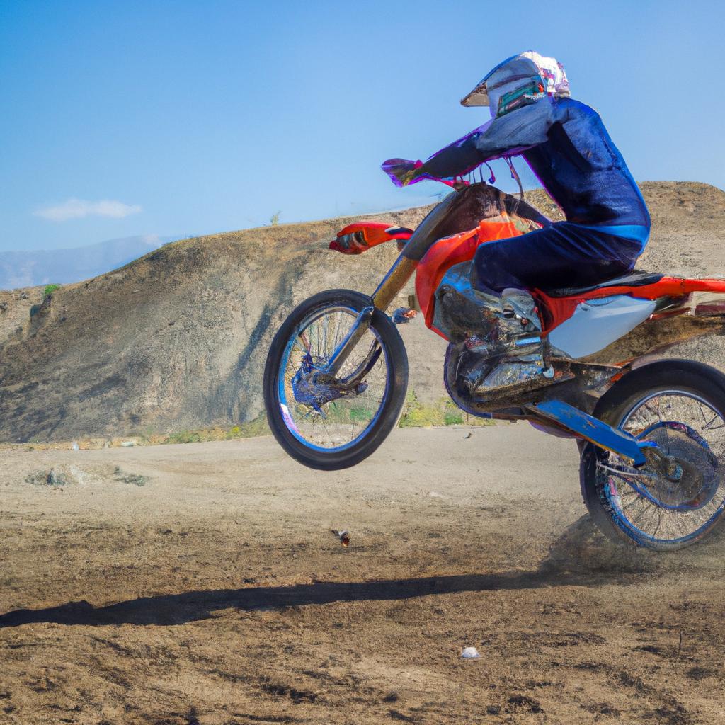 El Dirt Biking Es Una Forma De Motocross Que Se Practica En Senderos De Tierra O Terrenos Desérticos.