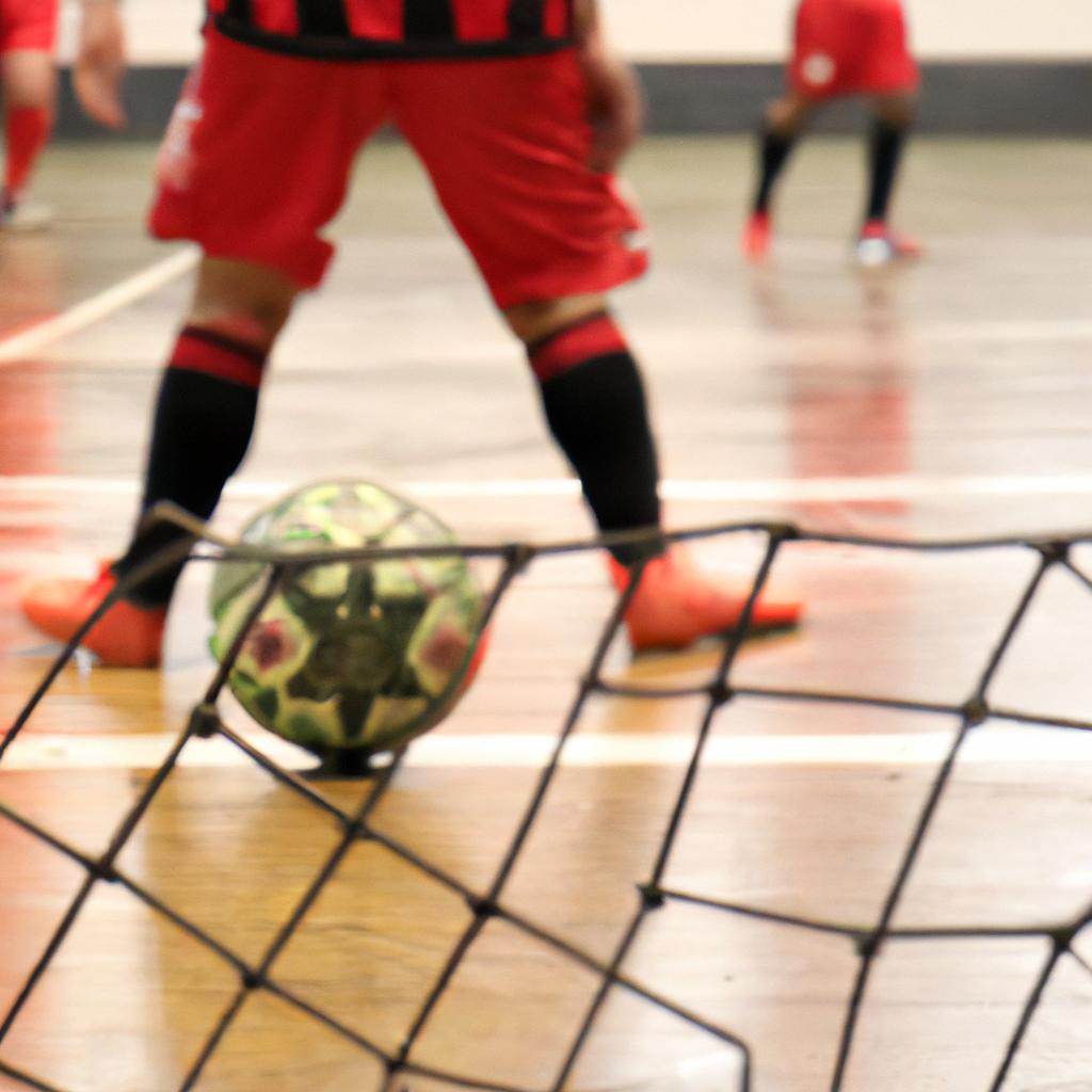 El Fútbol Sala Es Una Versión Del Fútbol Que Se Juega En Interiores En Una Cancha Más Pequeña Y Con Un Balón Más Pequeño.