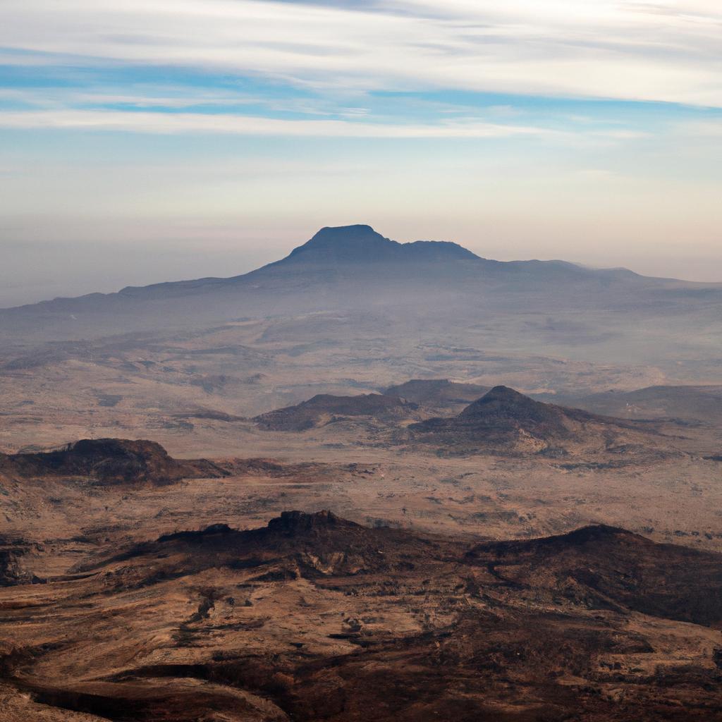 El Valle Del Rift De África Oriental Es Un Sistema De Fallas Tectónicas Que Se Extiende Desde El Mar Rojo Hasta El Sureste De África. Es Un Ejemplo Destacado De La Actividad Tectónica En Curso.