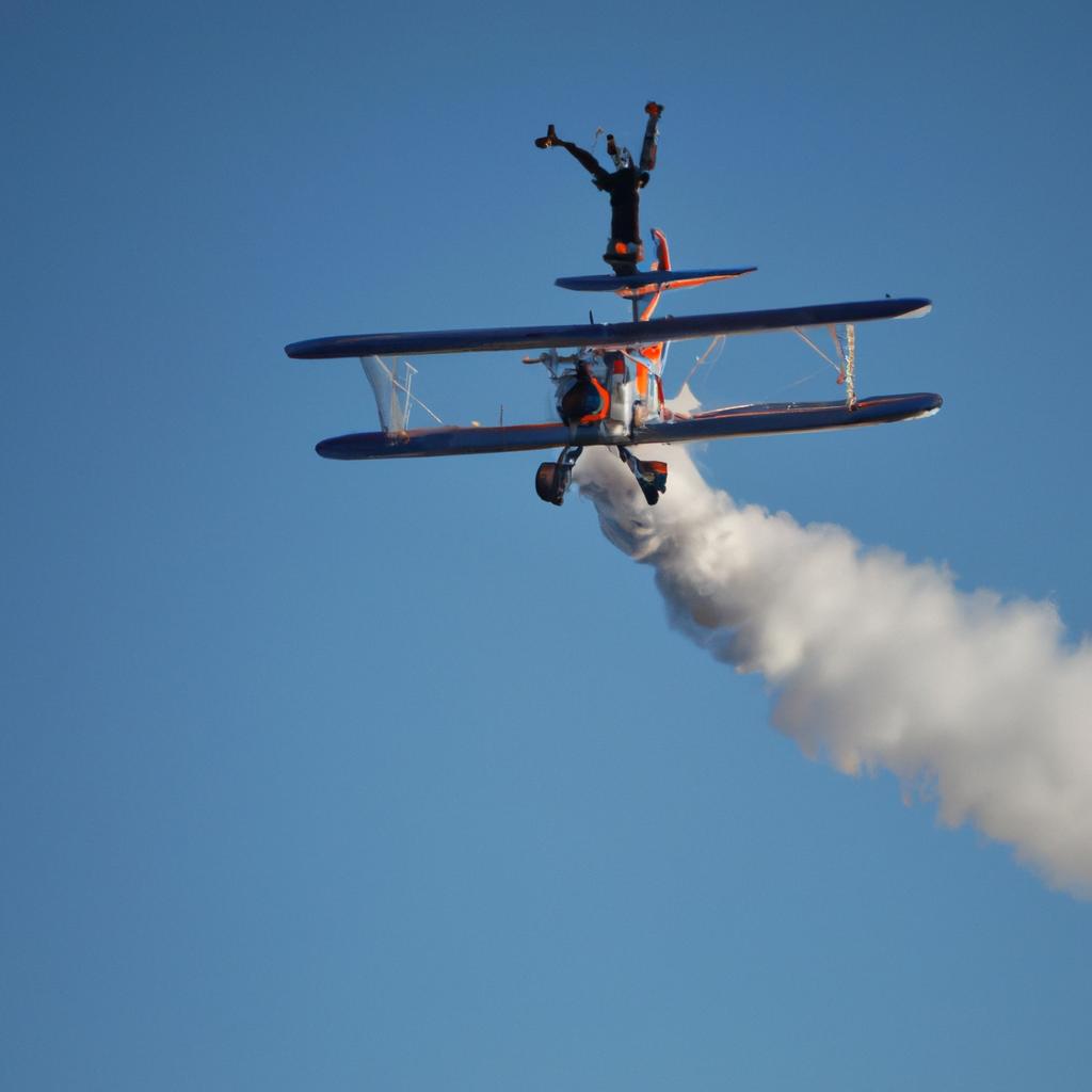 El Wing Walking Es El Acto De Caminar O Realizar Acrobacias En El Ala De Un Avión En Vuelo.