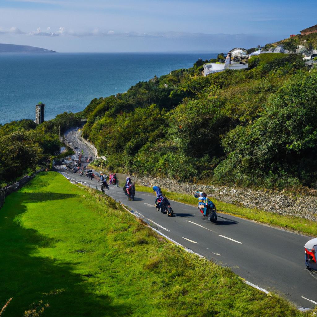 En 1903 Se Celebró La Primera Carrera Del Tourist Trophy De La Isla De Man, Una De Las Carreras De Motos Más Antiguas Del Mundo.