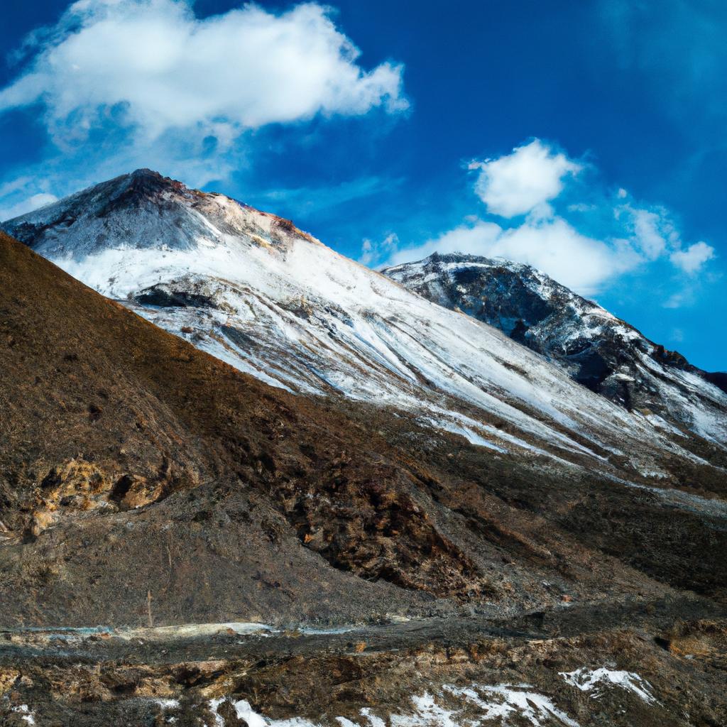 La Cordillera De Los Andes En América Del Sur Es El Resultado De La Colisión Entre La Placa De Nazca Y La Placa Sudamericana, Y Es Una De Las Cadenas Montañosas Más Altas Del Mundo.