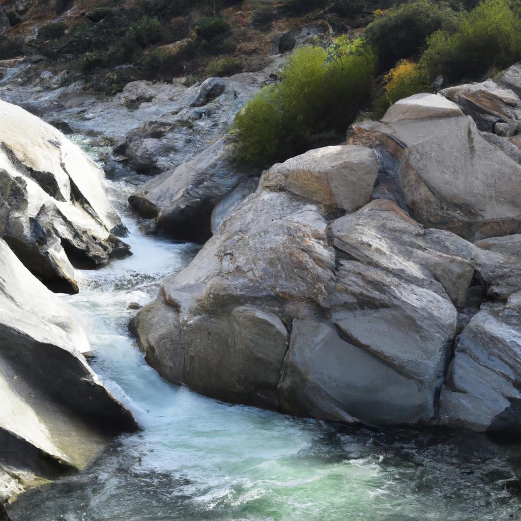 La Corriente De California Es Una Corriente Marina Fría Que Fluye Hacia El Sur A Lo Largo De La Costa Oeste De Estados Unidos Y Tiene Un Impacto En El Clima Local Y La Pesca.