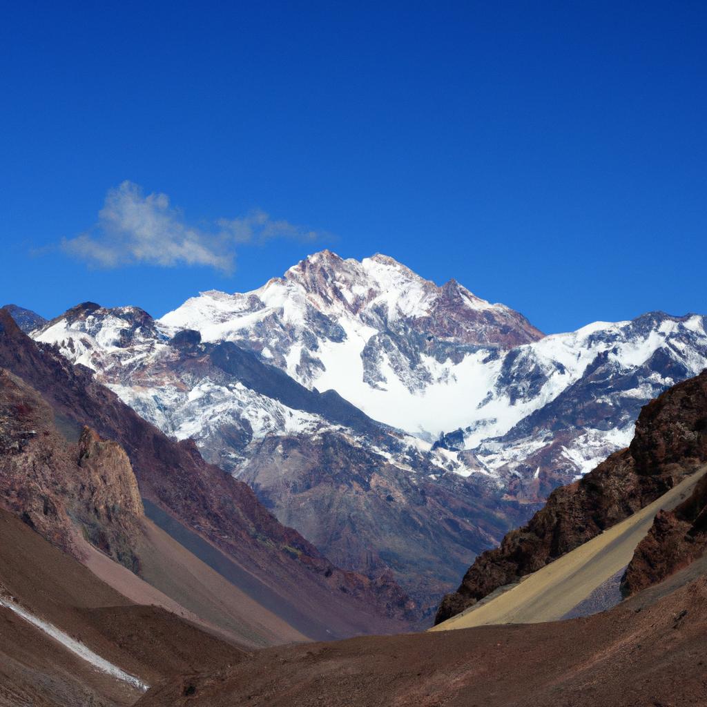 La Montaña Aconcagua En Argentina Es La Montaña Más Alta Fuera Del Himalaya Y La Más Alta En El Hemisferio Sur.