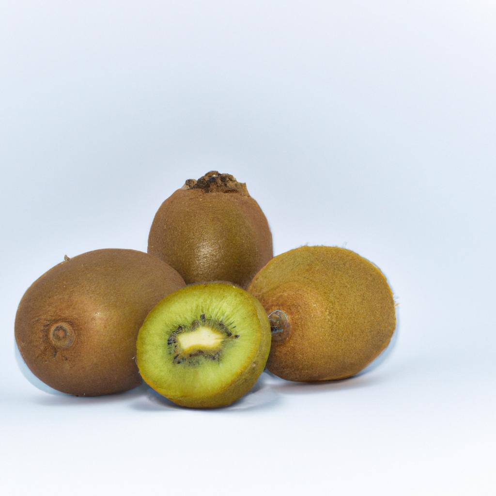 Los Kiwis Son Altos En Vitamina C Y Fibra.