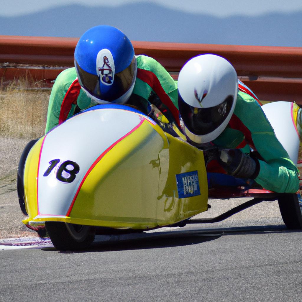 Los Sidecars Son Una Forma De Carrera De Motos Que Incluye Un Pasajero Que Se Inclina En Las Curvas Para Ayudar A Equilibrar La Moto.